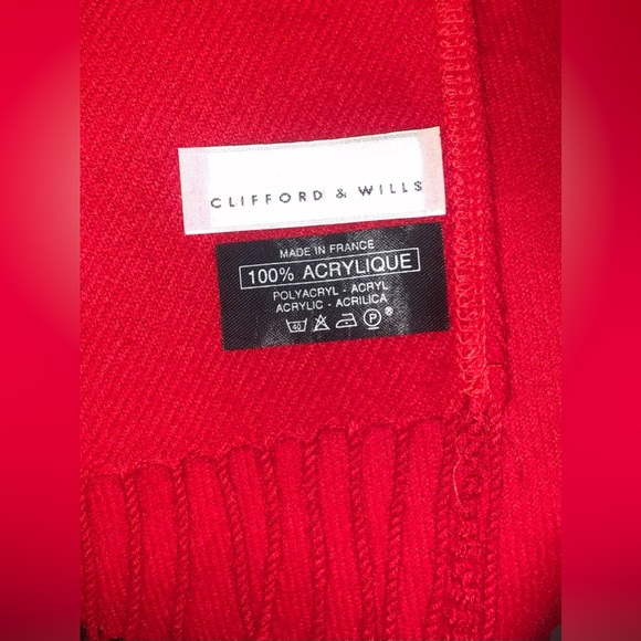 Red shawl. - Picture 4 of 4